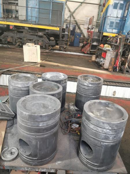 Поршень дизеля Д50 1-ПД4. 04-1-01 б/у